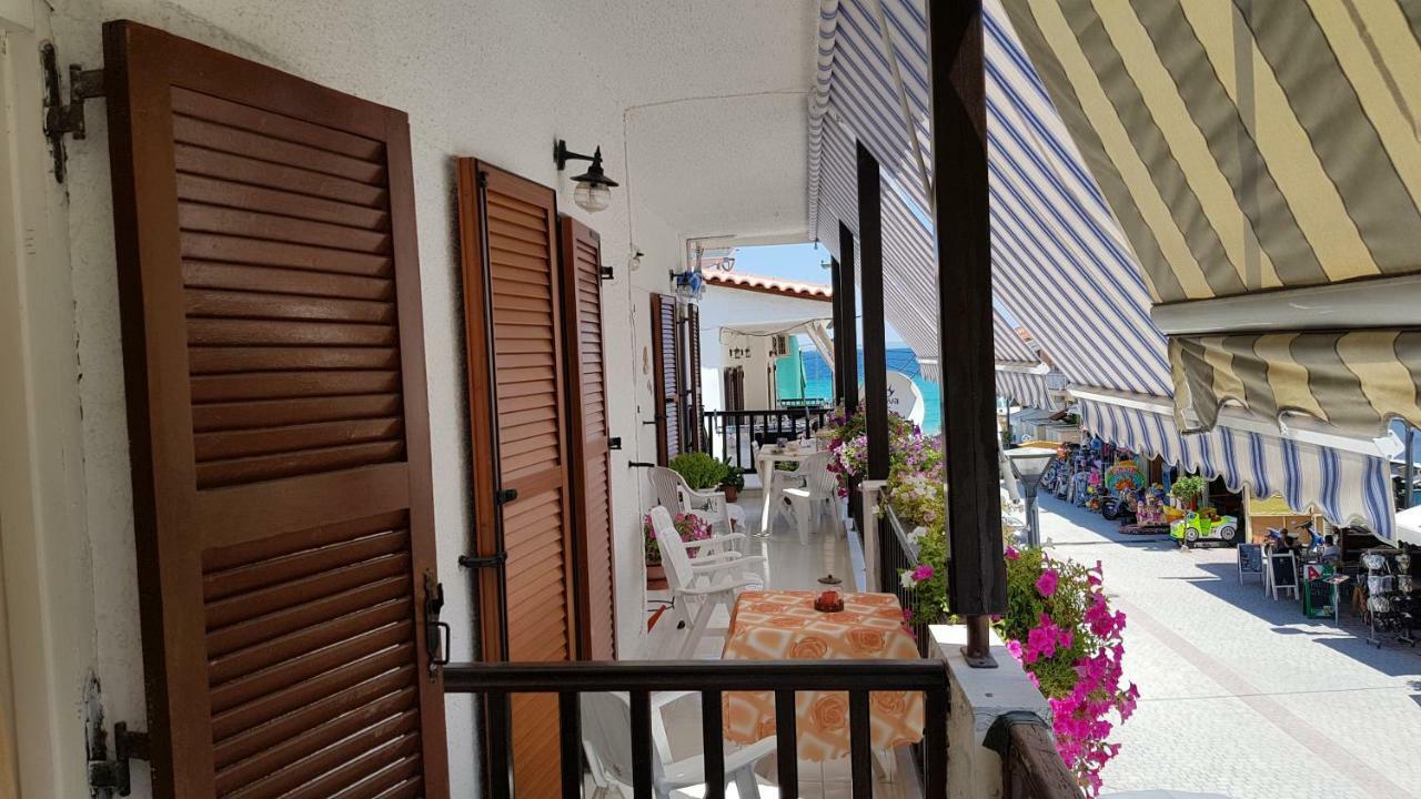 Cosy Family Apartment Near The Sea Polychrono Extérieur photo